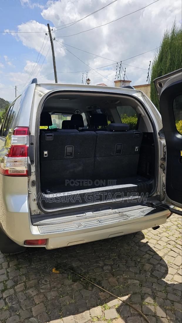 Toyota Land Cruiser Prado 2015 Silver