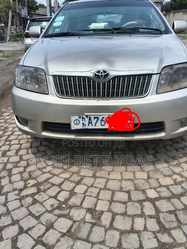Toyota Corolla 2007 Gold