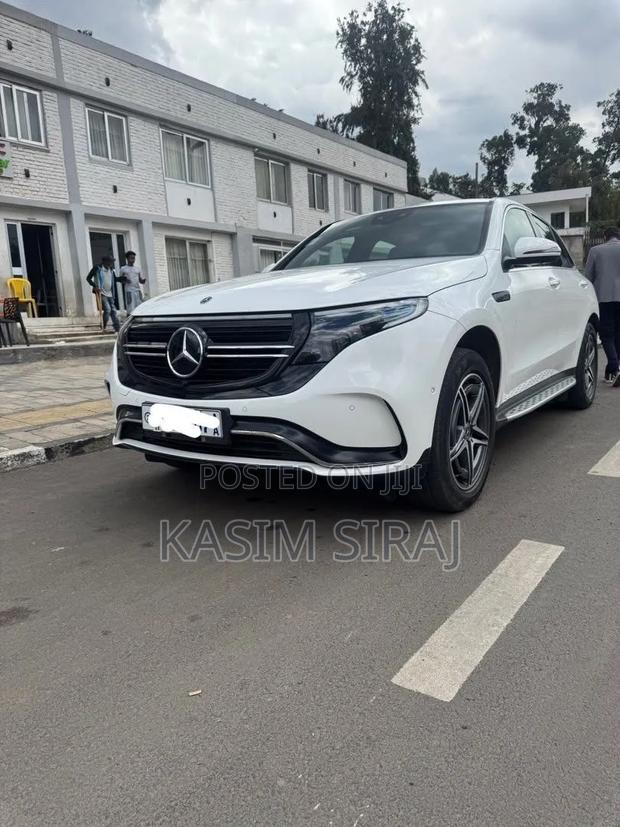 Mercedes-Benz EQC EQC400 4MATIC 2022 White