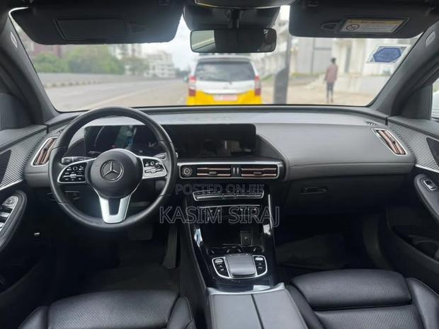 Mercedes-Benz EQC EQC400 4MATIC 2022 White