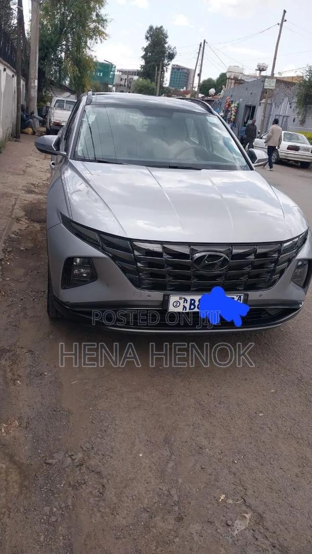 Hyundai Tucson 2021 Silver