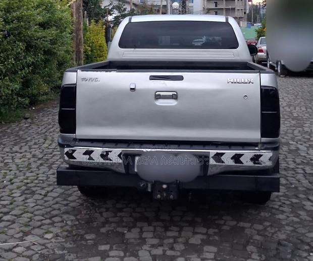 Toyota Hilux 2013 Off white