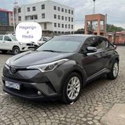 Toyota C-HR 2017 Gray for sale