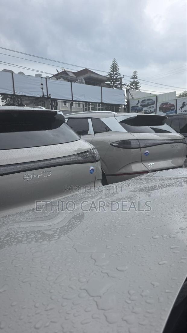 BYD Sealion 06 EV 2025 Off white