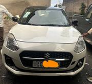 Suzuki Swift 2022 White for sale