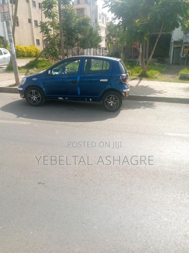 Toyota Yaris 1.0 2005 Blue