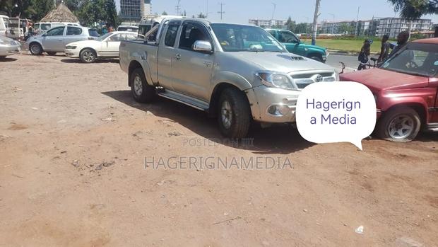 Toyota Hilux 2007 Silver