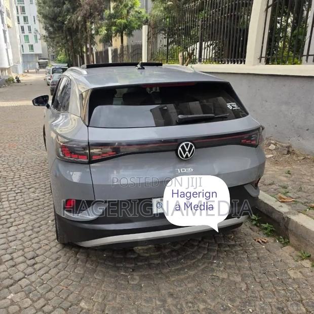 Volkswagen ID.4 2022 Gray
