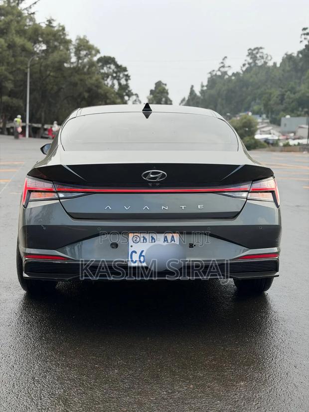 Hyundai Avante 2022 Gray