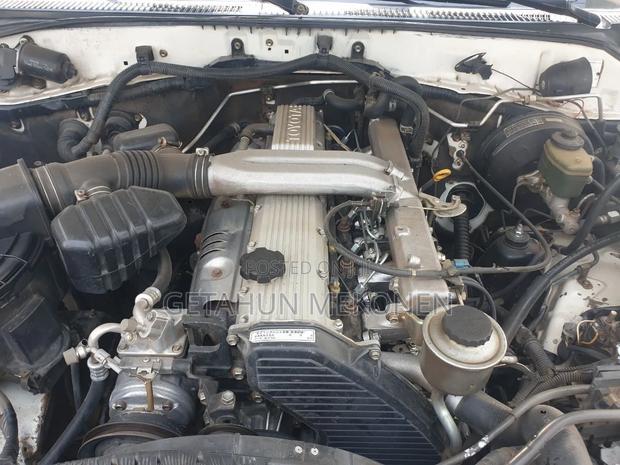 Toyota Land Cruiser 2008 White