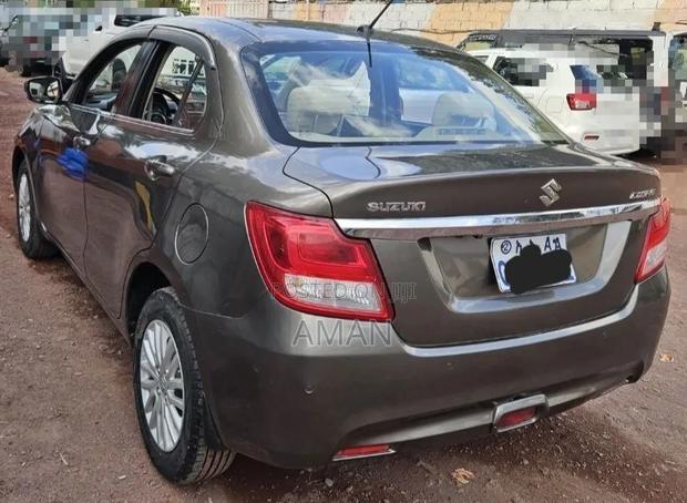 Suzuki Dzire 2022 Gray