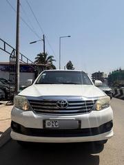 Toyota Fortuner 2012 White for sale