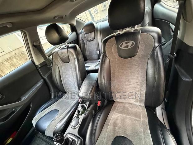 Hyundai Avante 2014 Gray