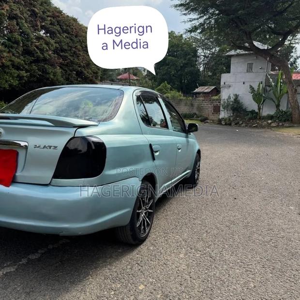 Toyota Platz 2005 Green