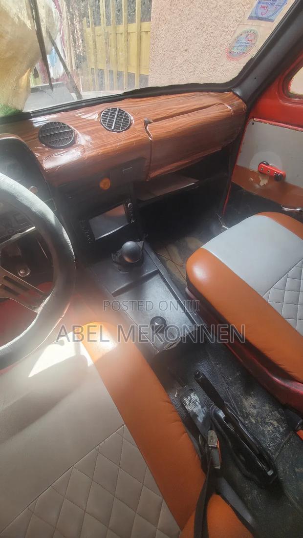 Lada 1600 1989 Red