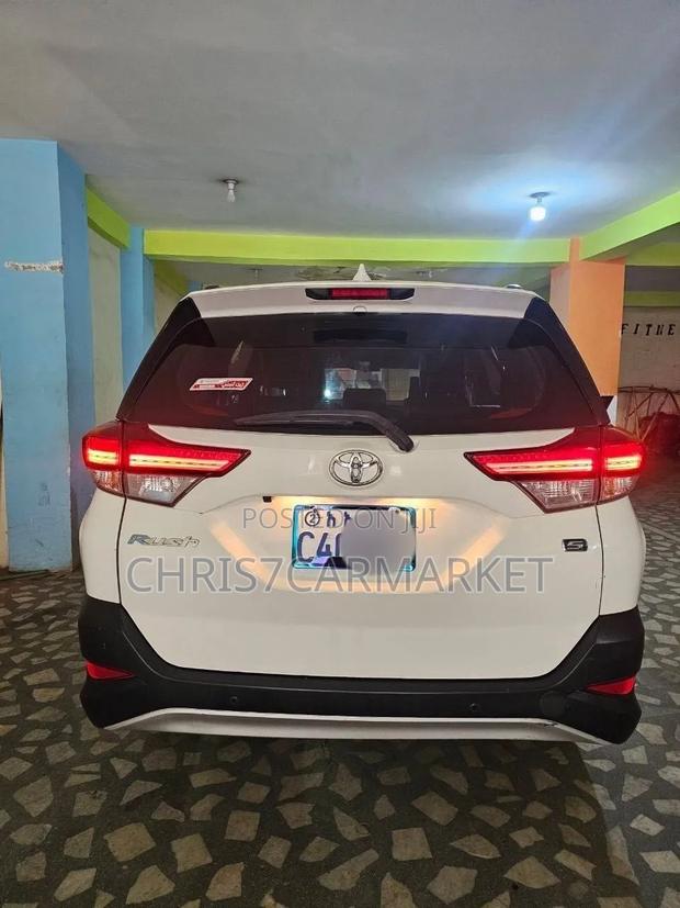 Toyota Rush 2023 White