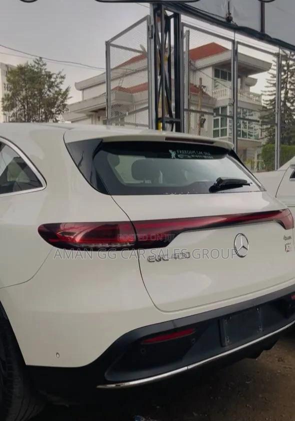 New Mercedes-Benz EQC EQC400 4MATIC 2023 White