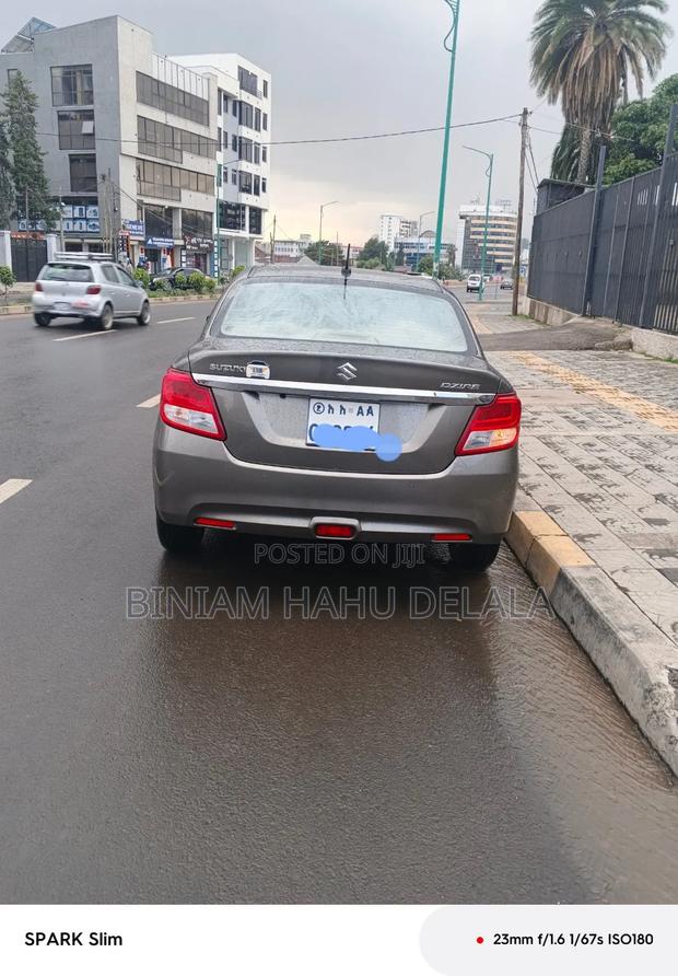 Suzuki Dzire 2023 Gray