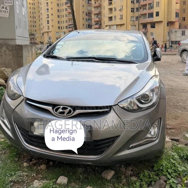 Hyundai Avante 2014 Gray