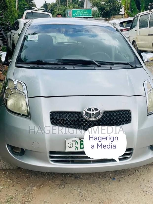 Toyota Yaris 2007 Silver