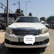 Toyota Fortuner 2012 White for sale