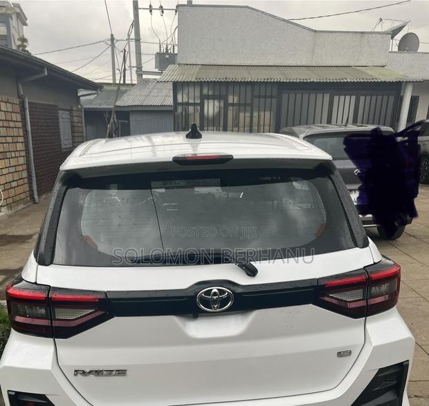 Toyota Raize 2022 White