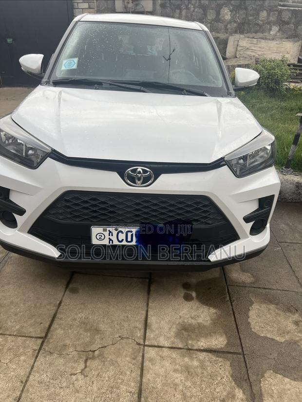 Toyota Raize 2022 White
