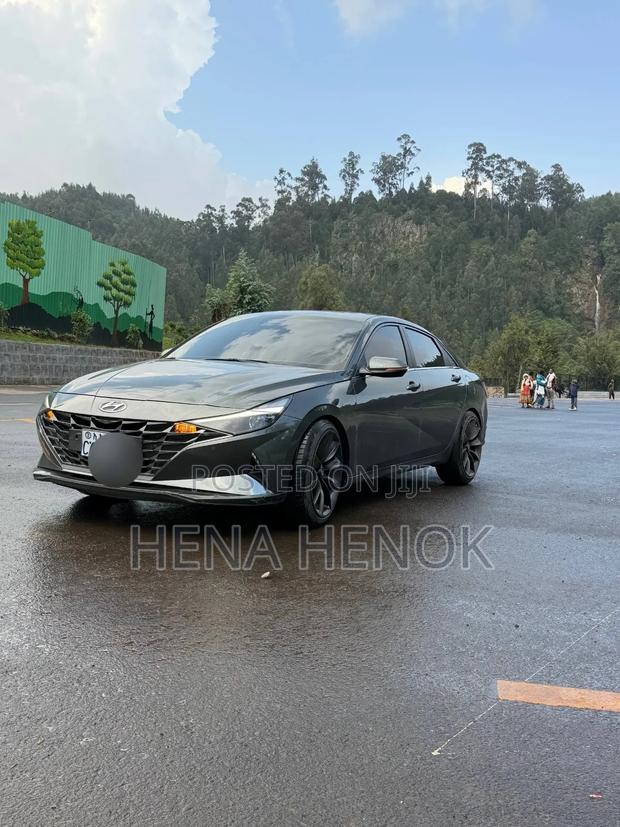 Hyundai Avante 2023 Gray