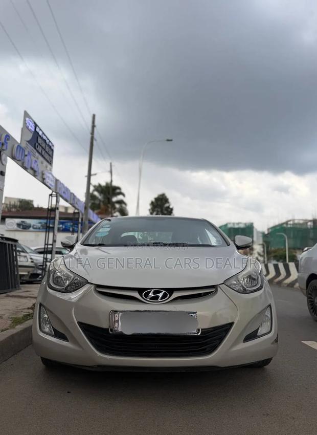 Hyundai Elantra 2015 White