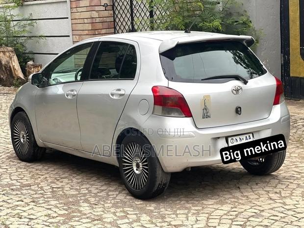Toyota Yaris 2008 Silver