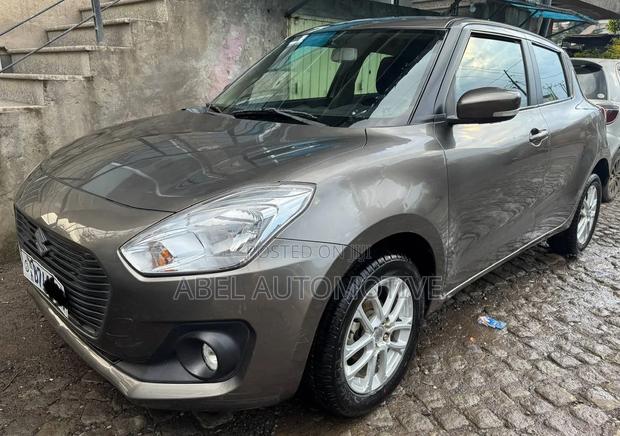 Suzuki Swift 2020 Gray