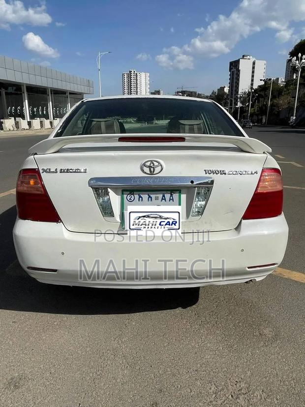 Toyota Corolla 2007 White