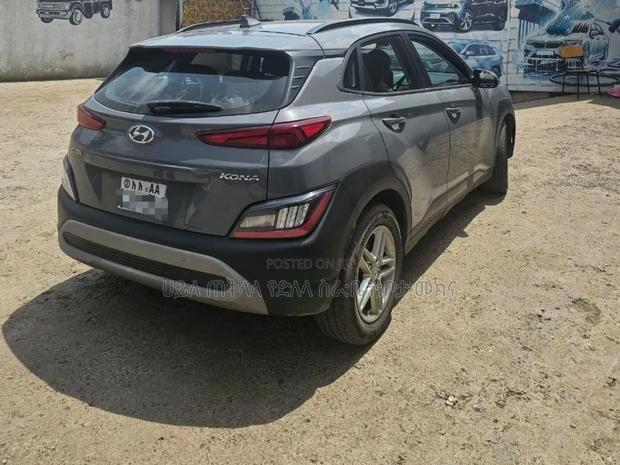 Hyundai Kona 2022 Maroon