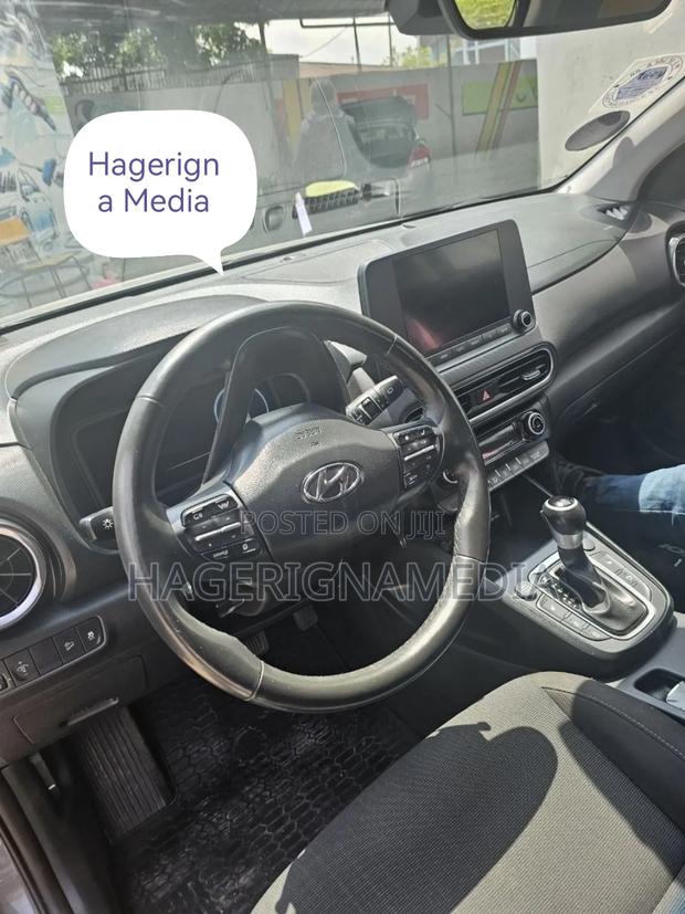 Hyundai Kona 2022 Gray