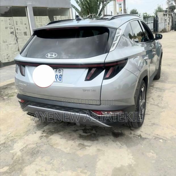 Hyundai Tucson 2021 Silver