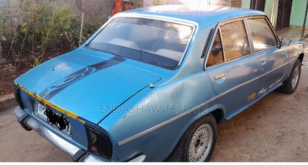Peugeot 504 1987 Blue