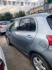 Toyota Yaris 1.0 VVT-i 2008 Gray for sale