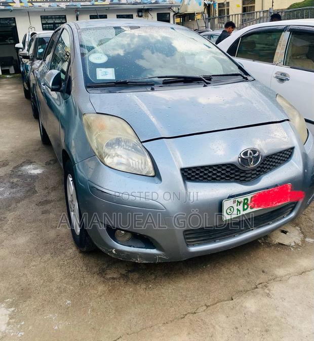 Toyota Yaris 1.0 VVT-i 2008 Gray