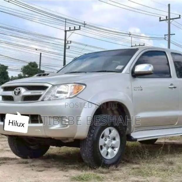 Toyota Hilux 2008 Gold