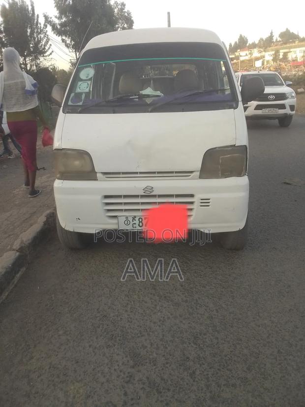 Suzuki Every Wagon 2005 White