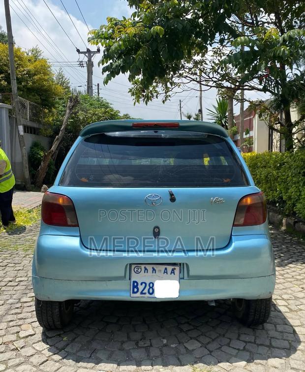 Toyota Vitz 2001
