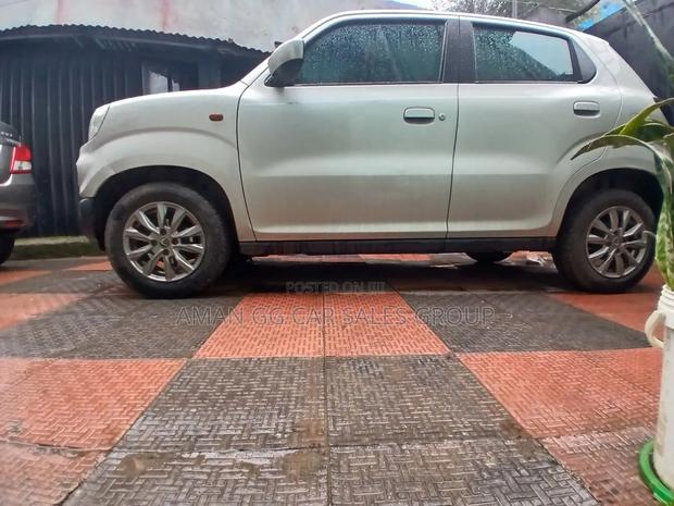 Suzuki Dzire 2022 Silver