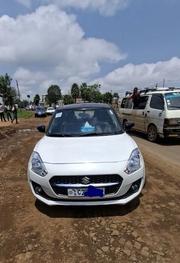 Suzuki Swift 2022 White for sale