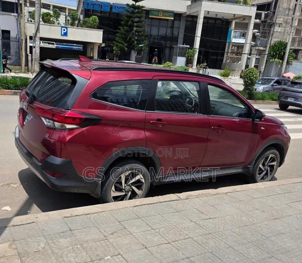 Toyota Rush 2021 Burgundy