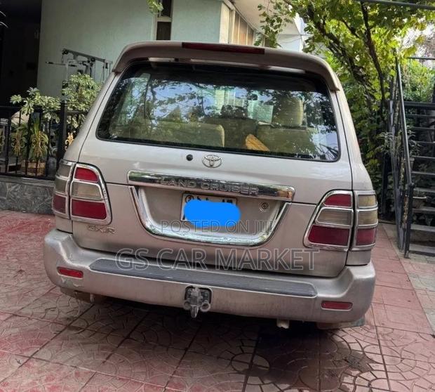 Toyota Land Cruiser 2003 Silver