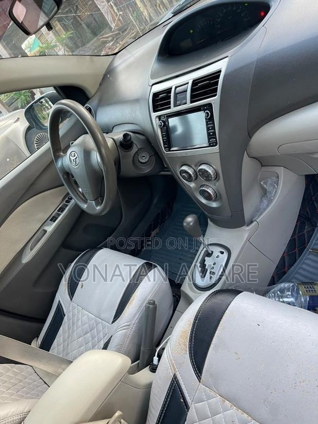 Toyota Yaris 2010