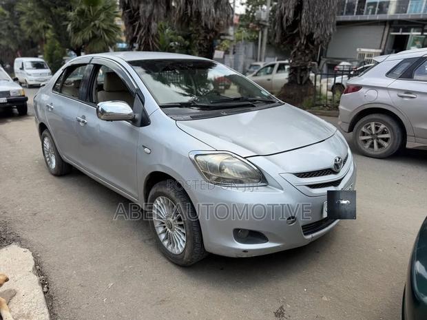 Toyota Yaris 2007 Silver