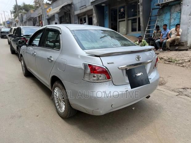 Toyota Yaris 2007 Silver