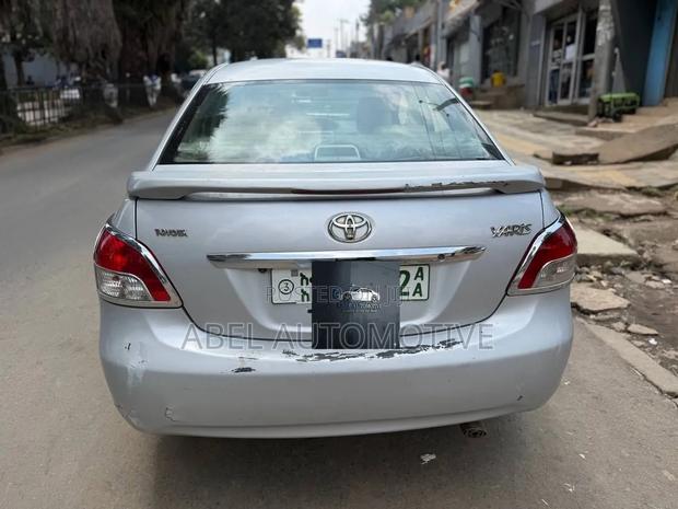 Toyota Yaris 2007 Silver