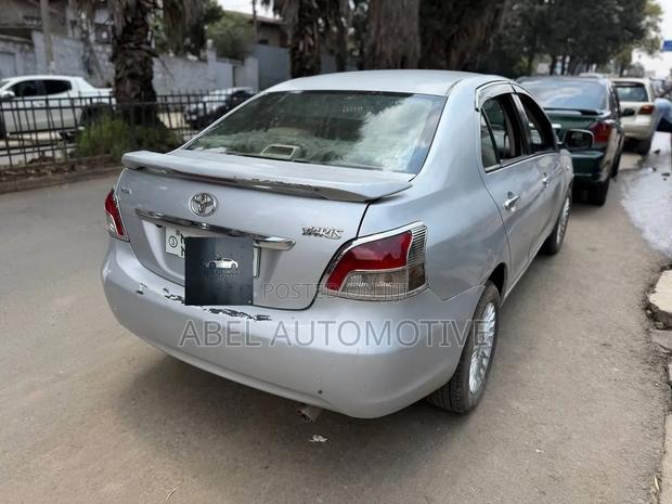 Toyota Yaris 2007 Silver